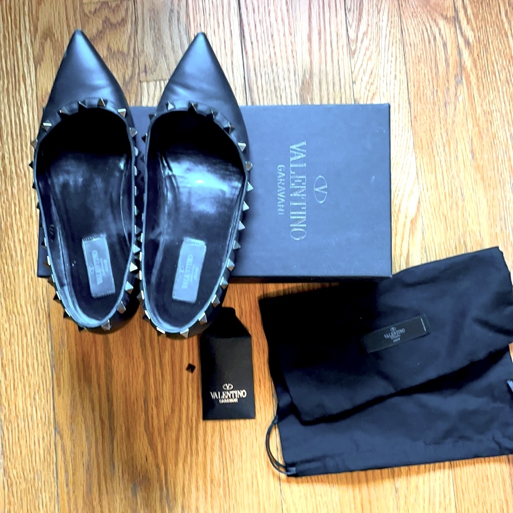 Valentino Garavani Rockstud flats matte black 7.5